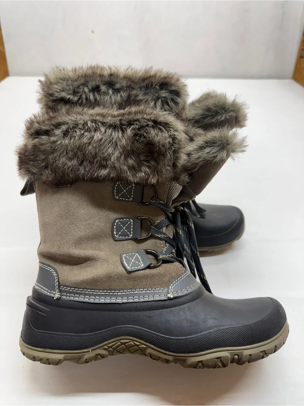 Khombu Olive and Black Faux-Fur Lace-Up Winter Boots